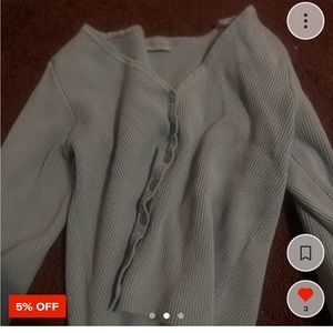 Brandy Melville Pale Green Shannon sweater !! I HAVE A WHITE ONE AS WELL PM!!!